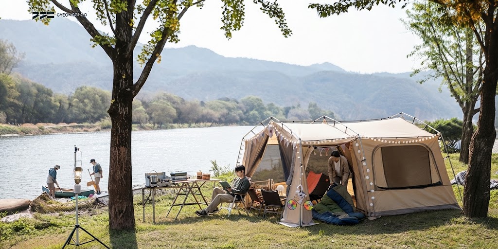 湯布院のグランピングコモレビ|テント内部のベッドルーム